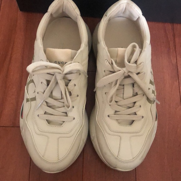 SOLD!Gucci sneaker - Picture 2 of 12
